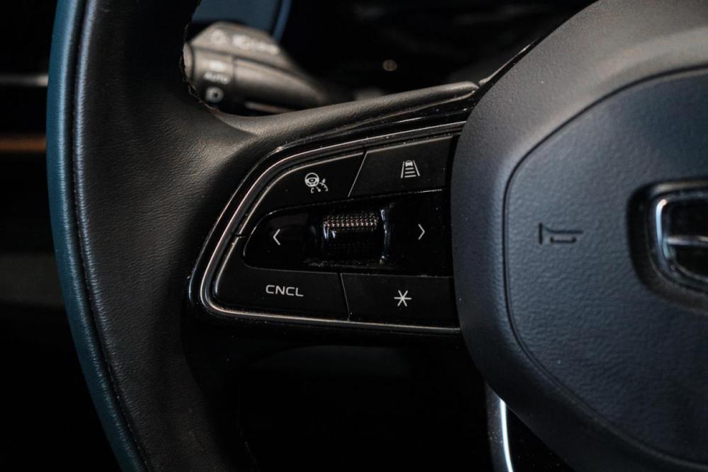 Geely Monjaro I Москва  - изображение 30