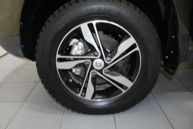 Renault Duster I Рестайлинг с пробегом 2015 года, цена 1 040 000 рублей, 127795 км, внедорожник, Автокод Объявления