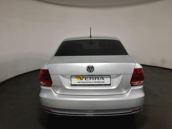 Volkswagen Polo V Рестайлинг с пробегом 2016 года, цена 790 000 рублей, 187000 км, седан, Автокод Объявления