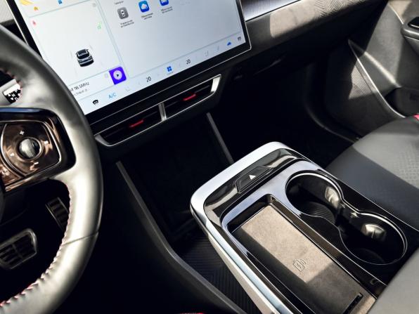 JETOUR DASHING I с пробегом 2024 года, цена 2 109 000 рублей, 25546 км, внедорожник, Автокод Объявления