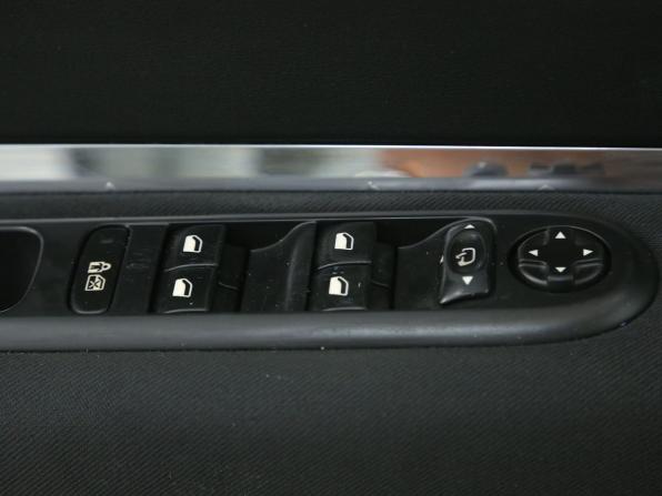 Peugeot 3008 I с пробегом 2011 года, цена 516 000 рублей, 275800 км, внедорожник, Автокод Объявления