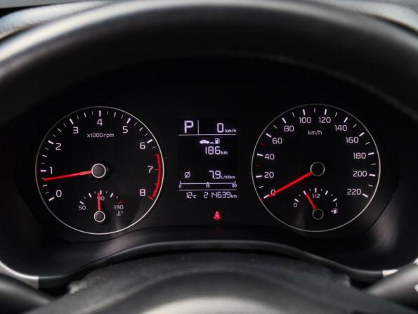 Kia Rio IV Рестайлинг с пробегом 2021 года, цена 1 330 000 рублей, 210564 км, хэтчбек, Автокод Объявления