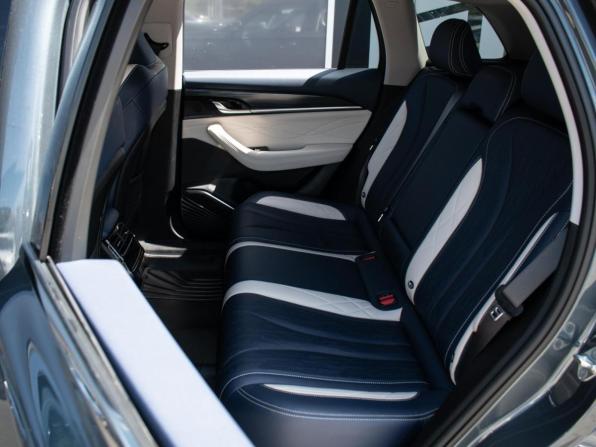 Geely Monjaro I с пробегом 2022 года, цена 3 180 000 рублей, 85136 км, внедорожник, Автокод Объявления