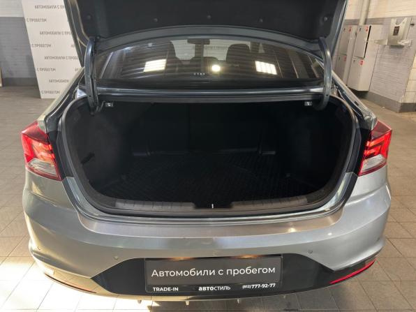 Hyundai Elantra VI (AD) Рестайлинг с пробегом 2019 года, цена 1 349 000 рублей, 242000 км, седан, Автокод Объявления