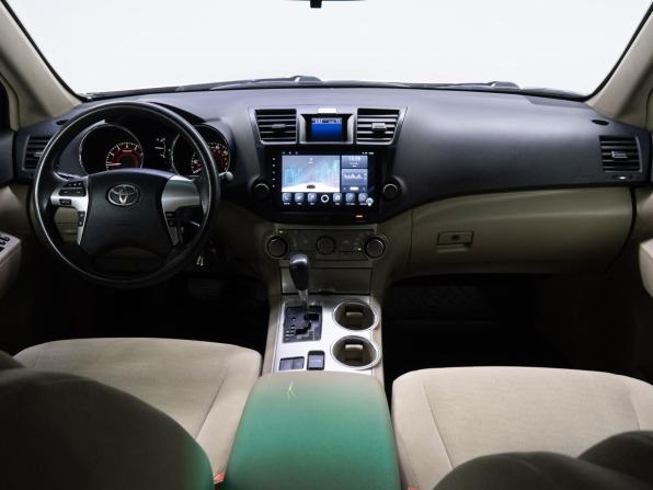 Toyota Highlander II (XU40) Рестайлинг с пробегом 2011 года, цена 2 299 000 рублей, 154649 км, внедорожник, Автокод Объявления