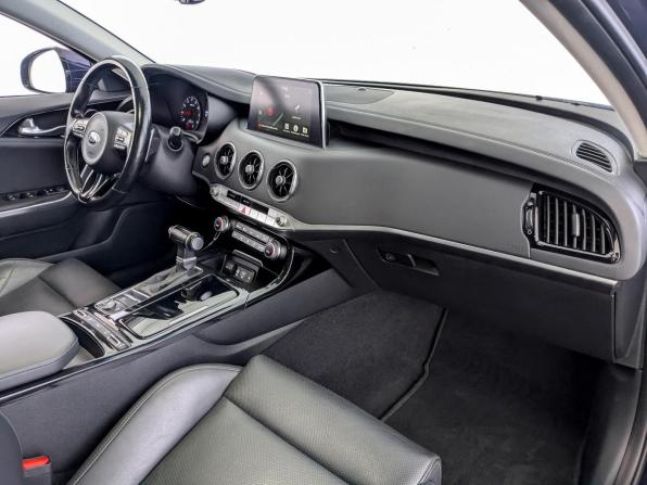 Kia Stinger I с пробегом 2019 года, цена 2 290 000 рублей, 127565 км, лифтбек, Автокод Объявления