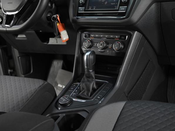 Volkswagen Tiguan II с пробегом 2018 года, цена 1 749 000 рублей, 144000 км, внедорожник, Автокод Объявления