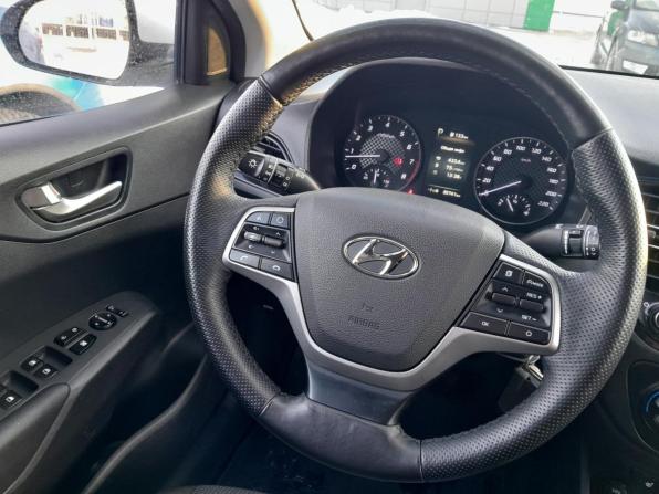 Hyundai Solaris II Рестайлинг с пробегом 2020 года, цена 1 499 000 рублей, 85700 км, седан, Автокод Объявления