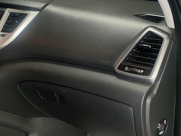 Hyundai Tucson III с пробегом 2016 года, цена 1 860 000 рублей, 203322 км, внедорожник, Автокод Объявления
