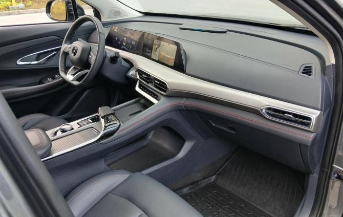 Changan UNI-T I с пробегом 2023 года, цена 2 077 000 рублей, 42412 км, внедорожник, Автокод Объявления
