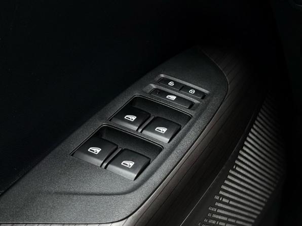 Changan Lamore с пробегом 2024 года, цена 2 249 000 рублей, 15412 км, седан, Автокод Объявления