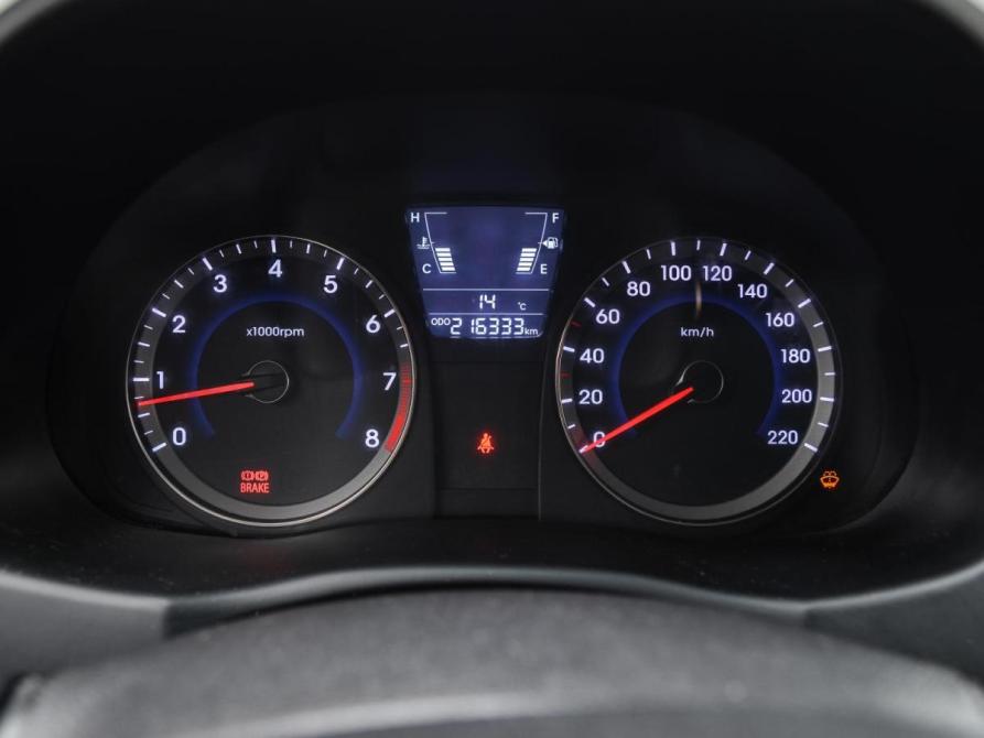 Hyundai Solaris I Курган  - изображение 12