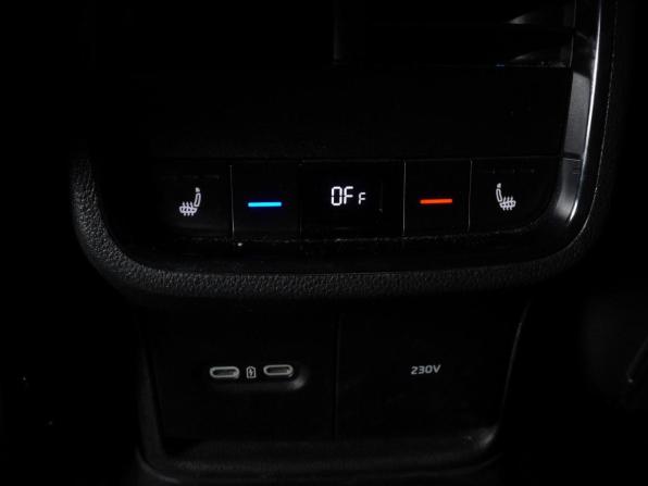 Skoda Octavia IV (A8) с пробегом 2020 года, цена 2 139 000 рублей, 143431 км, лифтбек, Автокод Объявления