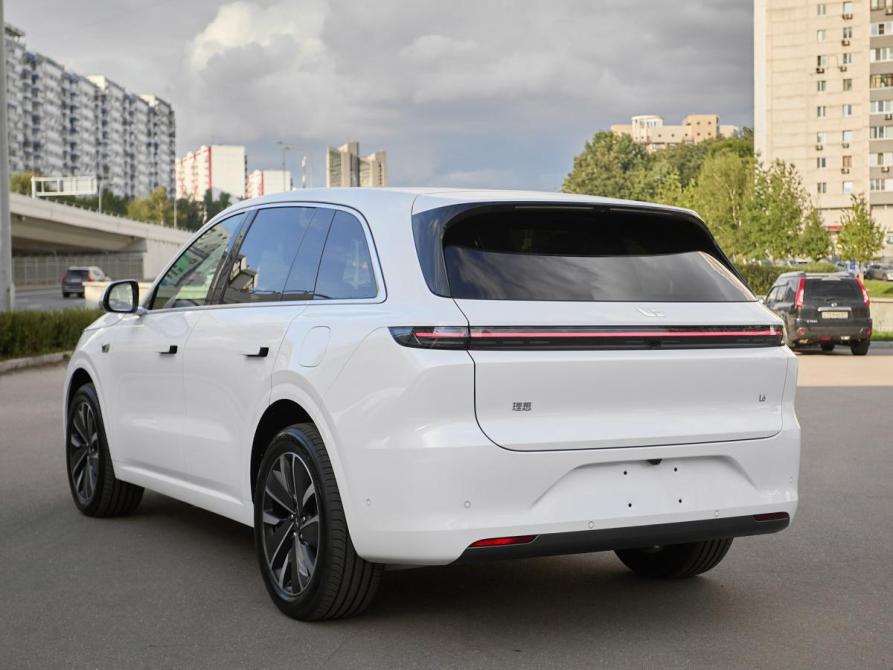 Li Auto (Lixiang) L6 Москва  - изображение 5