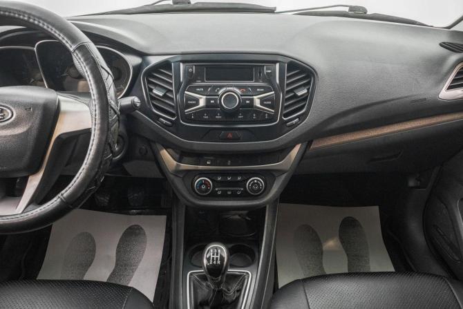 Lada (ВАЗ) Vesta I с пробегом 2016 года, цена 899 000 рублей, 88300 км, седан, Автокод Объявления