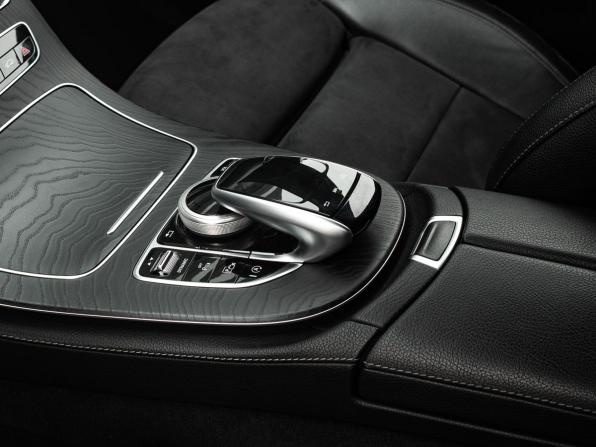 Mercedes-Benz E-Класс V (W213 S213 C238) с пробегом 2019 года, цена 3 349 000 рублей, 90847 км, седан, Автокод Объявления