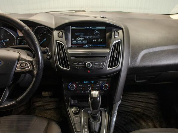 Ford Focus III Рестайлинг с пробегом 2016 года, цена 930 000 рублей, 173702 км, хэтчбек, Автокод Объявления
