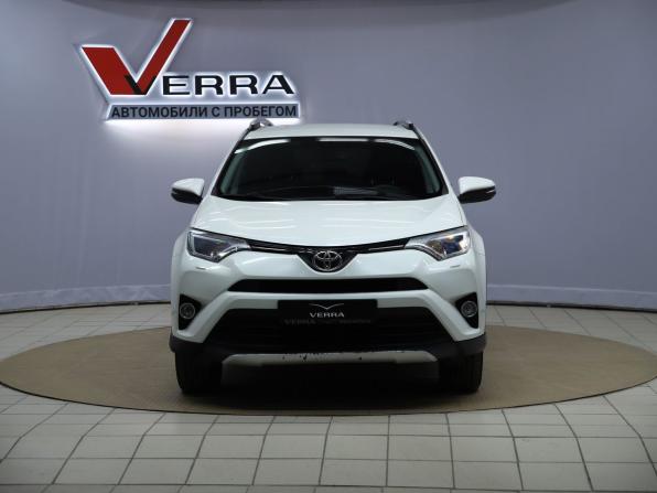 Toyota RAV4 IV (XA40) Рестайлинг с пробегом 2017 года, цена 1 950 000 рублей, 211071 км, внедорожник, Автокод Объявления