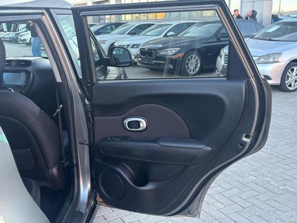 Kia Soul II Рестайлинг с пробегом 2017 года, цена 1 450 000 рублей, 140812 км, хэтчбек, Автокод Объявления