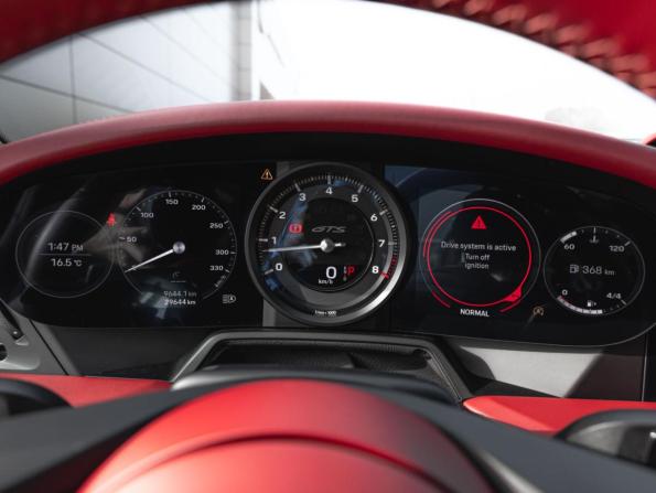 Porsche 911 VIII (992) с пробегом 2022 года, цена 18 200 000 рублей, 29460 км, купе, Автокод Объявления