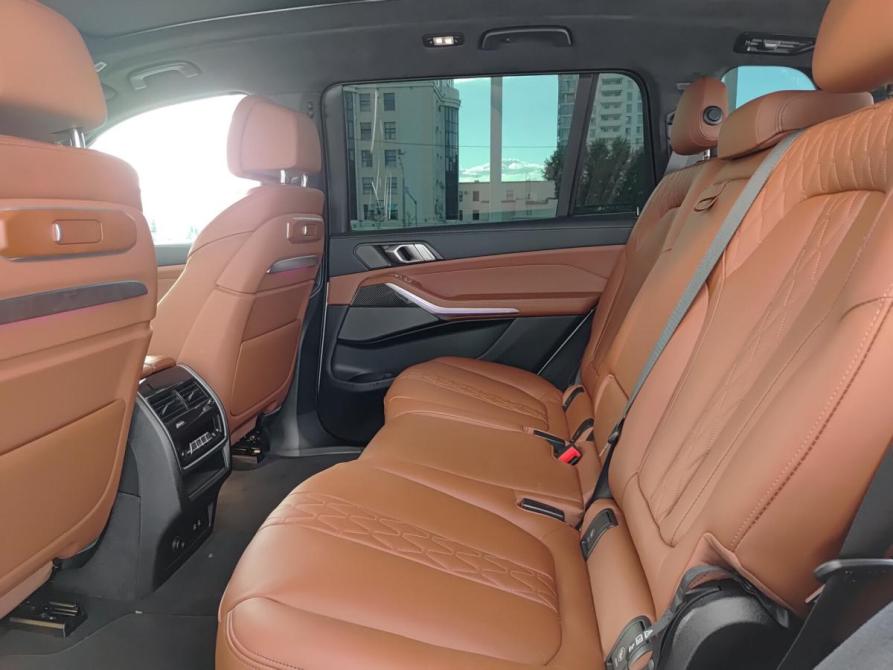 BMW X7 I (G07) Рестайлинг Казань  - изображение 15
