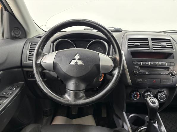 Mitsubishi ASX I с пробегом 2011 года, цена 650 000 рублей, 196324 км, внедорожник, Автокод Объявления