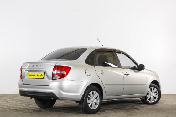 Lada (ВАЗ) Granta I Рестайлинг с пробегом 2023 года, цена 949 000 рублей, 89000 км, седан, Автокод Объявления