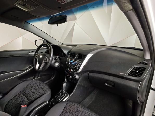 Hyundai Solaris I Рестайлинг с пробегом 2015 года, цена 1 195 000 рублей, 63785 км, седан, Автокод Объявления