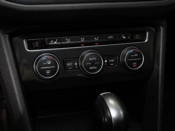 Volkswagen Tiguan II с пробегом 2020 года, цена 2 995 000 рублей, 53500 км, внедорожник, Автокод Объявления