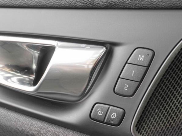 Volvo S60 III с пробегом 2020 года, цена 2 919 000 рублей, 105485 км, седан, Автокод Объявления