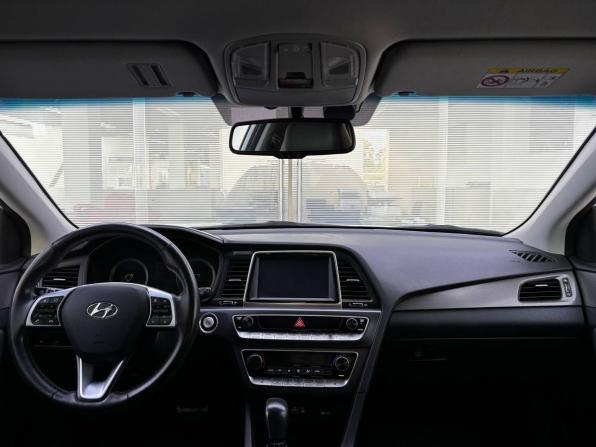 Hyundai Sonata VII (LF) Рестайлинг с пробегом 2018 года, цена 1 750 000 рублей, 122000 км, седан, Автокод Объявления