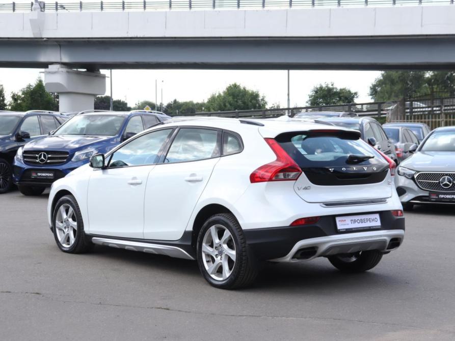 Volvo V40 II Москва  - изображение 8