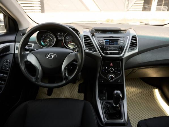 Hyundai Elantra V (MD) с пробегом 2014 года, цена 890 300 рублей, 252662 км, седан, Автокод Объявления