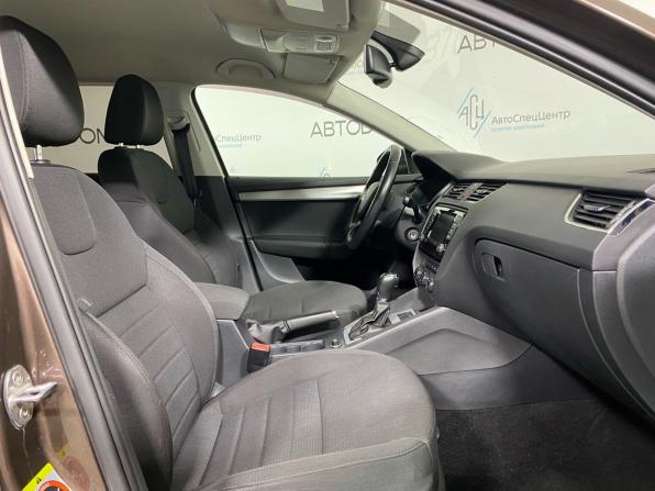Skoda Octavia III (A7) с пробегом 2014 года, цена 919 900 рублей, 330000 км, универсал, Автокод Объявления