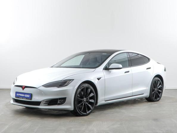 Tesla Model S I Рестайлинг с пробегом 2017 года, цена 2 951 444 рубля, 62860 км, лифтбек, Автокод Объявления