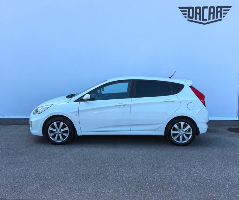 Hyundai Solaris I Санкт-Петербург  - изображение 3