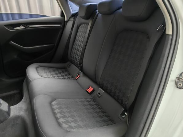 Audi A3 III (8V) с пробегом 2015 года, цена 1 348 000 рублей, 167832 км, седан, Автокод Объявления