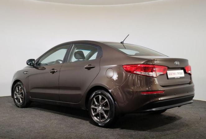 Kia Rio III Рестайлинг с пробегом 2015 года, цена 900 000 рублей, 189745 км, седан, Автокод Объявления