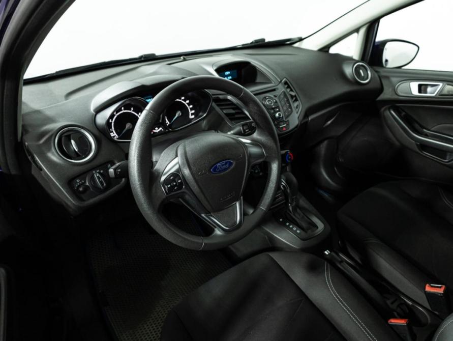 Ford Fiesta Mk6 Рестайлинг Санкт-Петербург  - изображение 11
