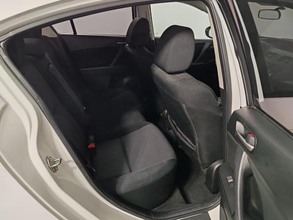 Mazda 3 II (BL) Рестайлинг с пробегом 2012 года, цена 799 000 рублей, 204632 км, седан, Автокод Объявления