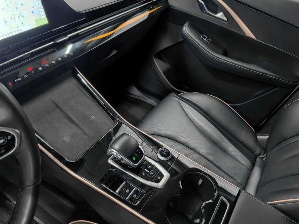 Omoda C5 I с пробегом 2023 года, цена 2 050 000 рублей, 63700 км, внедорожник, Автокод Объявления