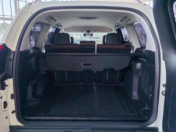 Toyota Land Cruiser Prado 150 Series Рестайлинг 2 с пробегом 2018 года, цена 5 490 000 рублей, 130692 км, внедорожник, Автокод Объявления