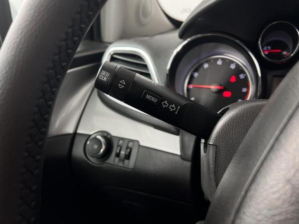 Opel Mokka I с пробегом 2014 года, цена 935 000 рублей, 157280 км, внедорожник, Автокод Объявления
