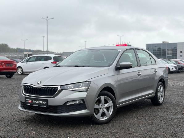 Skoda Rapid II с пробегом 2021 года, цена 1 390 000 рублей, 122000 км, лифтбек, Автокод Объявления