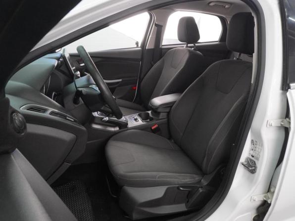 Ford Focus III с пробегом 2013 года, цена 689 000 рублей, 277074 км, хэтчбек, Автокод Объявления