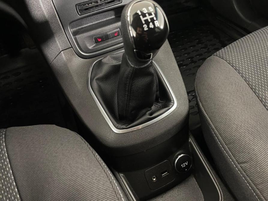 Ford Fiesta Mk6 Рестайлинг Воронеж  - изображение 24