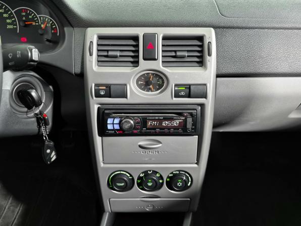 Lada (ВАЗ) Priora I с пробегом 2011 года, цена 299 000 рублей, 174715 км, хэтчбек, Автокод Объявления