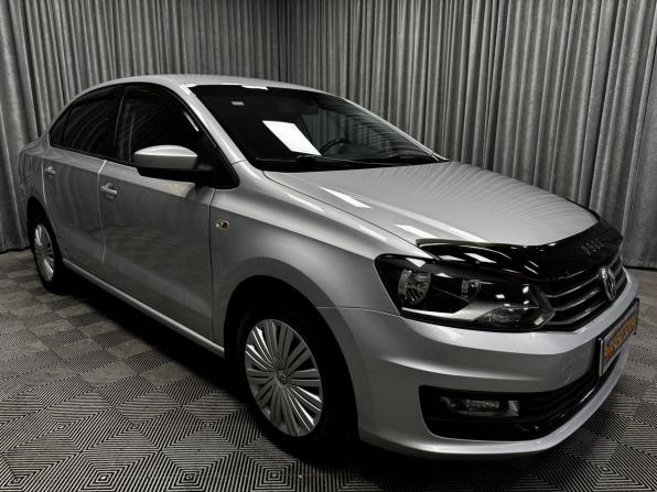 Volkswagen Polo V Рестайлинг с пробегом 2016 года, цена 999 000 рублей, 164133 км, седан, Автокод Объявления