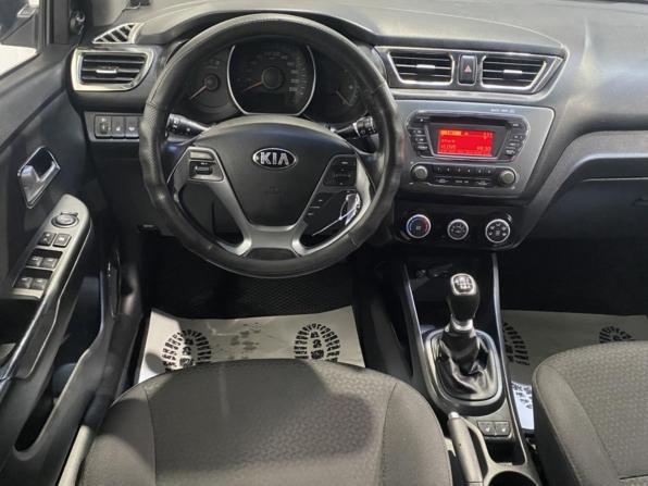 Kia Rio III Рестайлинг с пробегом 2015 года, цена 828 000 рублей, 207836 км, седан, Автокод Объявления