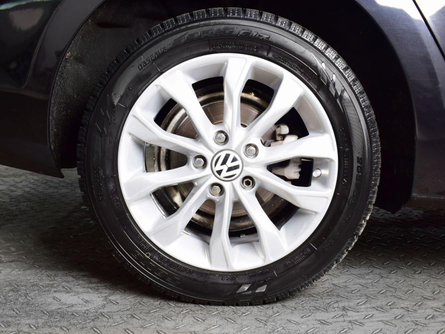 Volkswagen Jetta VI Кемерово  - изображение 11